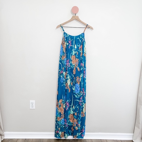 Anthropologie Dresses & Skirts - Anthropologie Current Air Maxi Dress